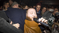 action_bronson_berlin_grey_hutton_10.jpg
