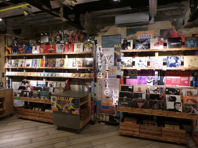 Music From The Shop Floor: Urban Outfitters | NOISEY