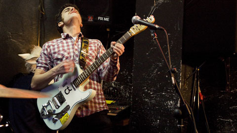 NOISEY 015: CABALLO TRIPODE