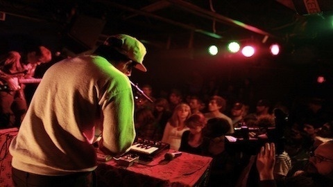 NOISEY 049: TORO Y MOI