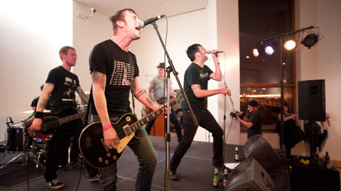 NOISEY 028: OFF WITH THEIR HEADS