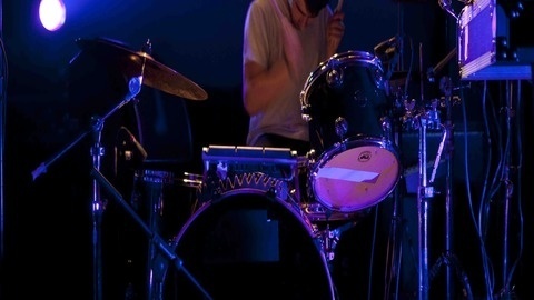NOISEY 017: FACTORY FLOOR